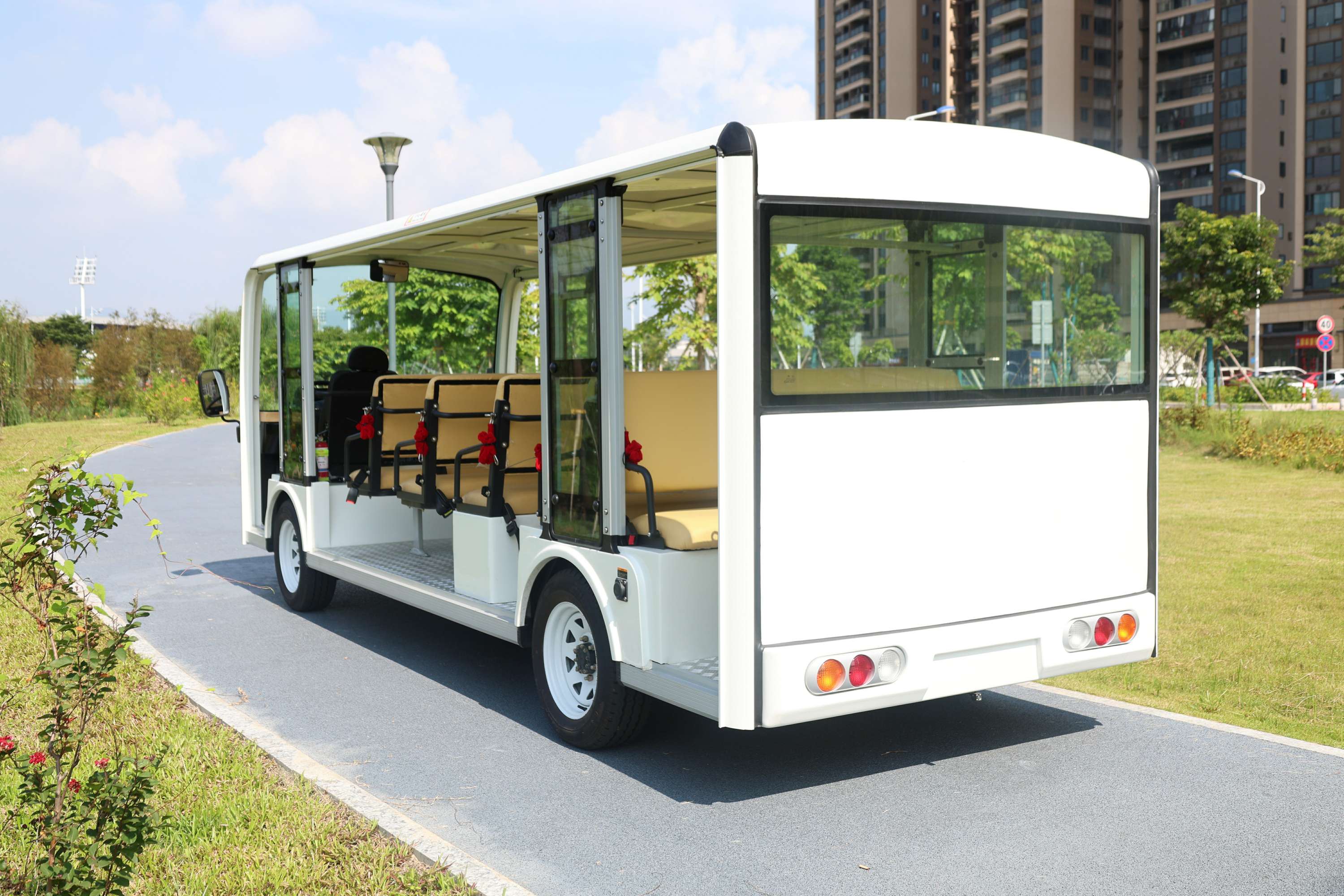 23座开放式电动观光车
