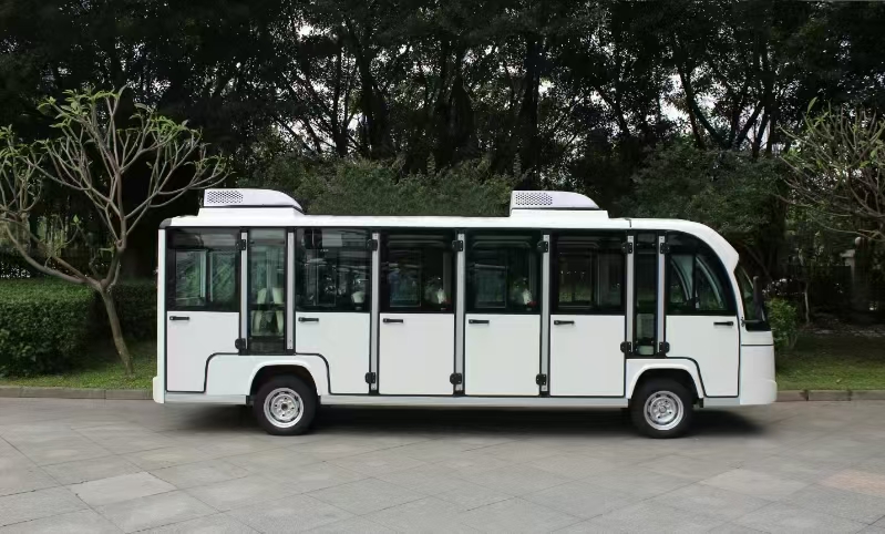 17座双空调电动观光车
