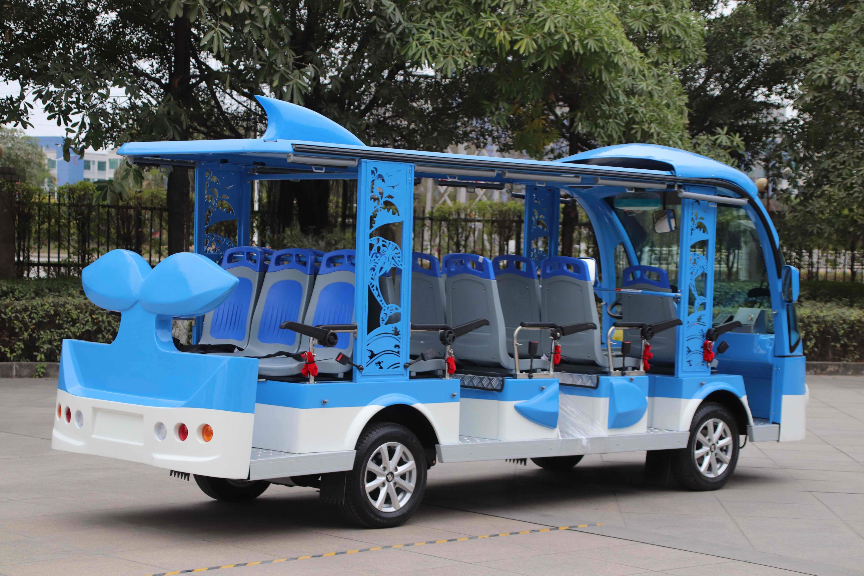 海豚选型观光车